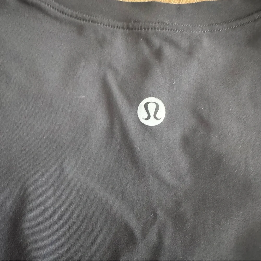 Lululemon High Neck Split Hem Run Tank - Picture 8 of 10